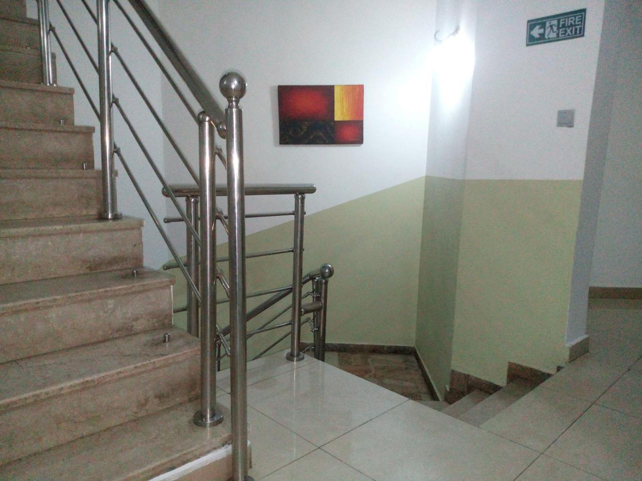 Flamingo Hotel Festac Town Dış mekan fotoğraf
