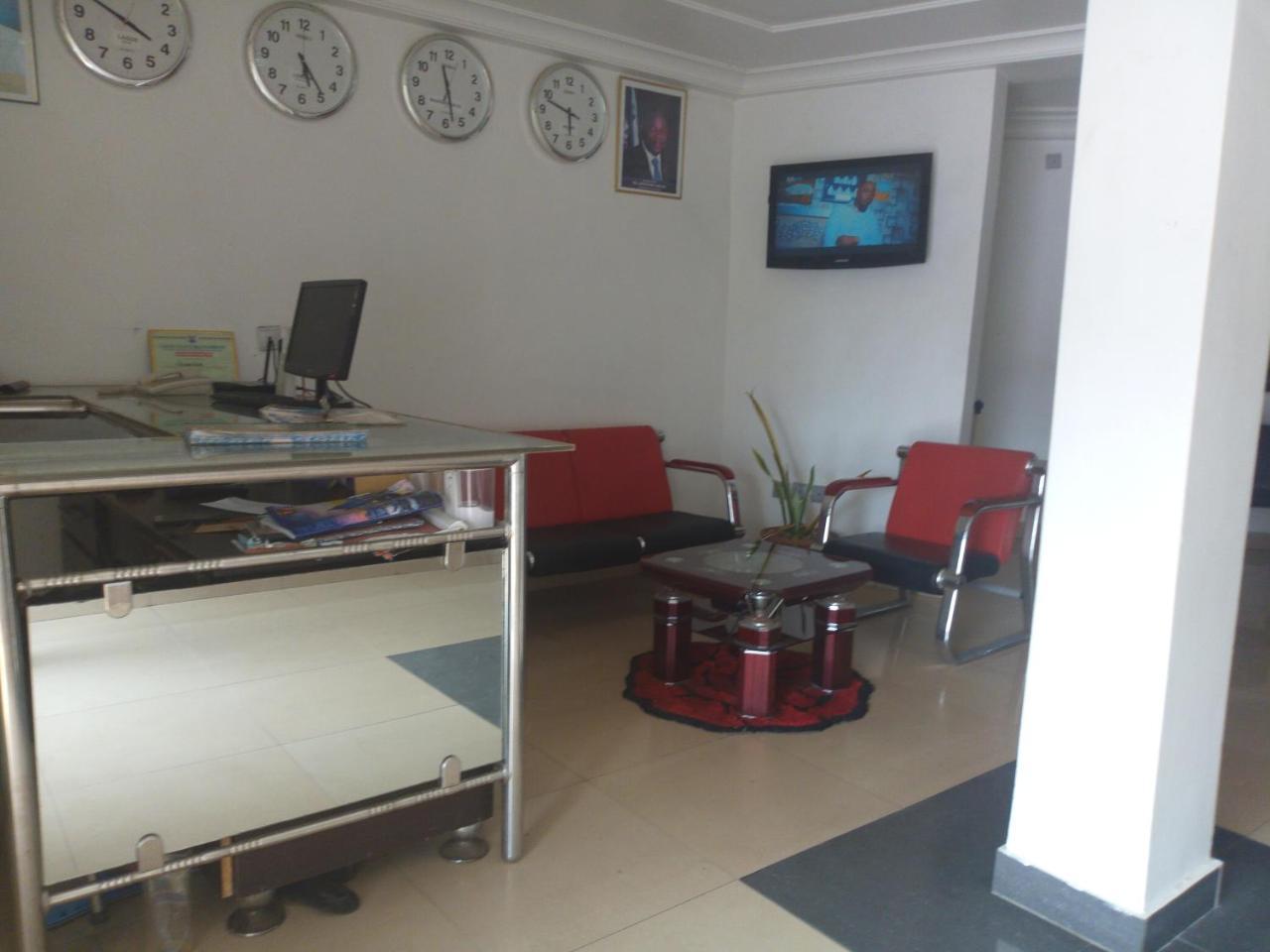 Flamingo Hotel Festac Town Dış mekan fotoğraf