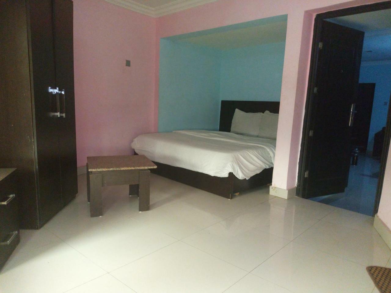 Flamingo Hotel Festac Town Dış mekan fotoğraf